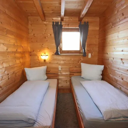 Appartement In Near Lift *